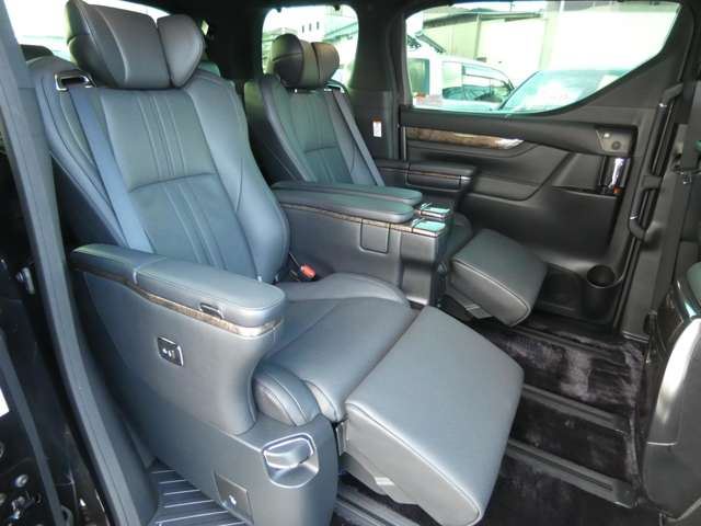 Toyota ALPHARD HYBRID 2022 6278597-10