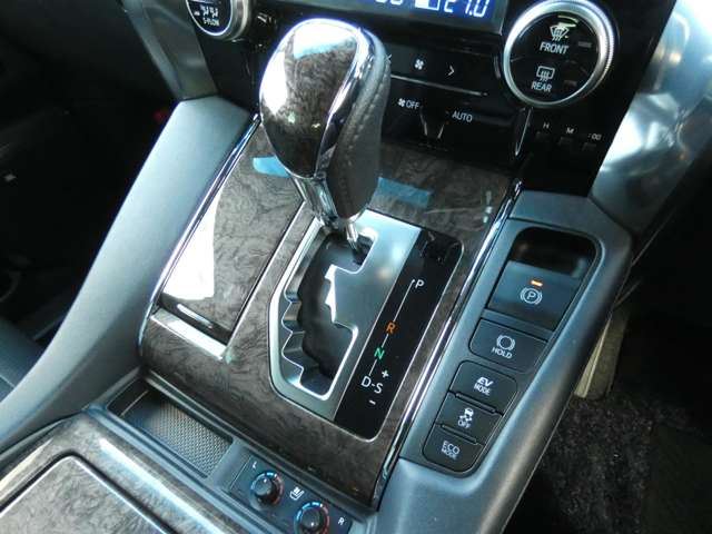 Toyota ALPHARD HYBRID 2022 6278597-5