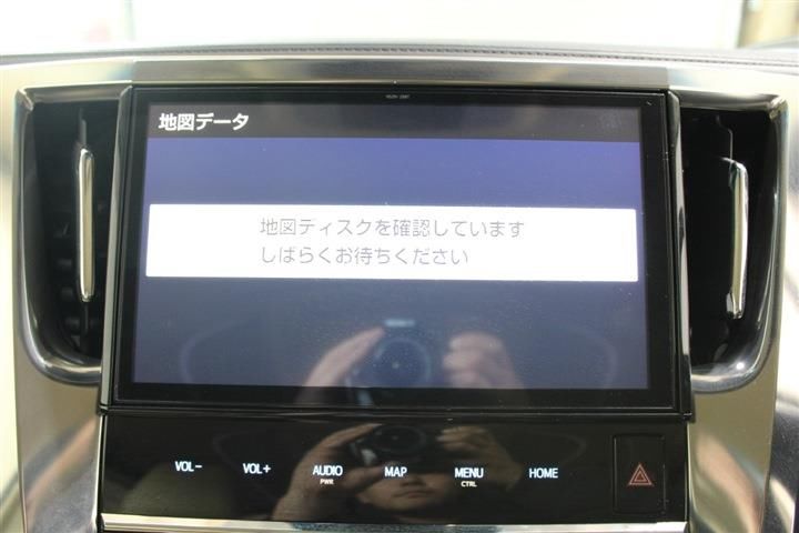 Toyota ALPHARD HYBRID 2019 6279105-1