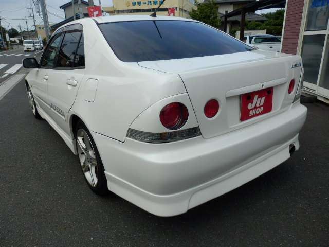 Toyota ALTEZZA 2000 6280024-7
