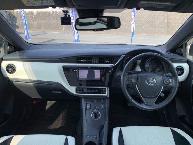 Toyota AURIS 2016 6280865-2