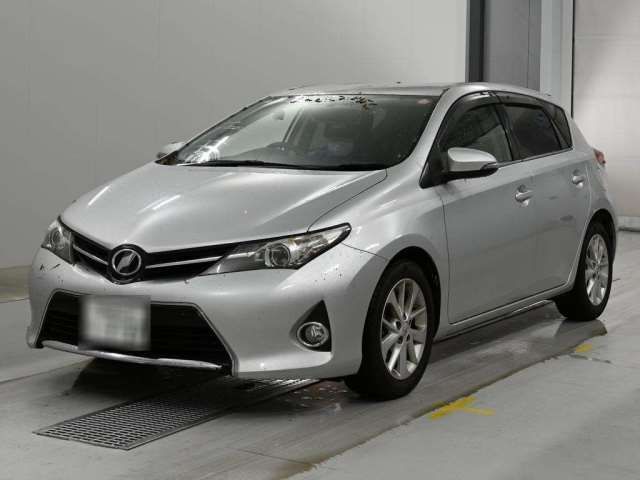 Toyota AURIS 2012 6280897-0