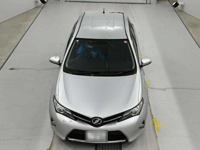Toyota AURIS 2012 6280897-6