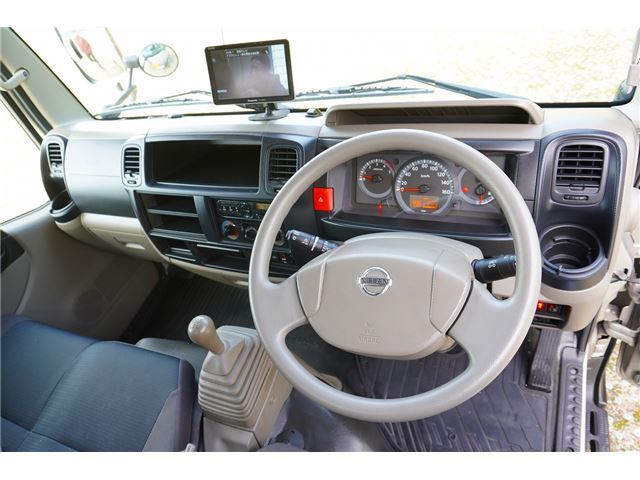 Nissan ATLAS 2018 6293179-2