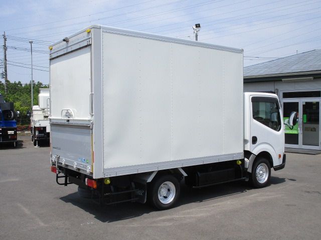 Nissan ATLAS 2015 6294852-3