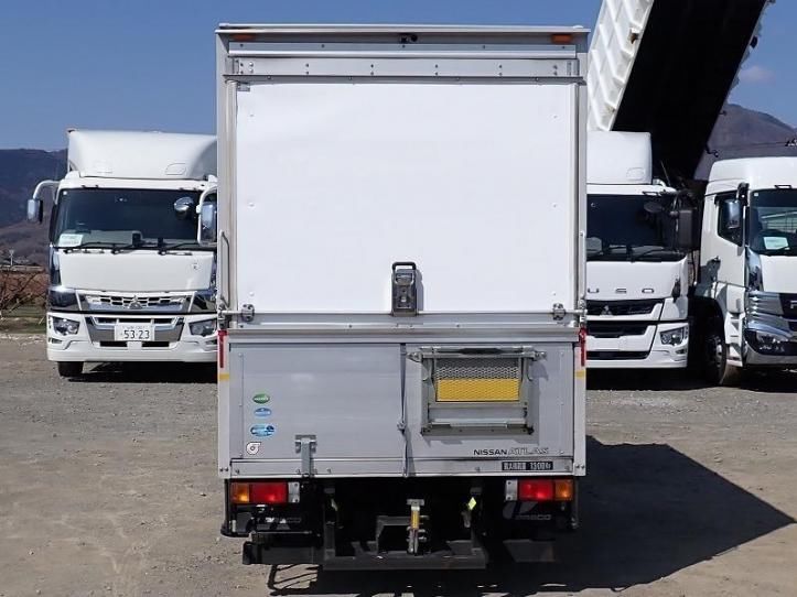 Nissan ATLAS 2014 6295402-5