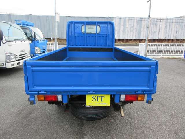 Nissan ATLAS 2011 6296395-5