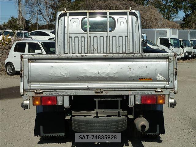 Nissan ATLAS 2011 6296439-9