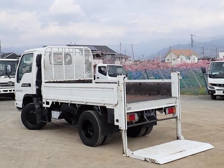 Nissan ATLAS 2004 6297497-3