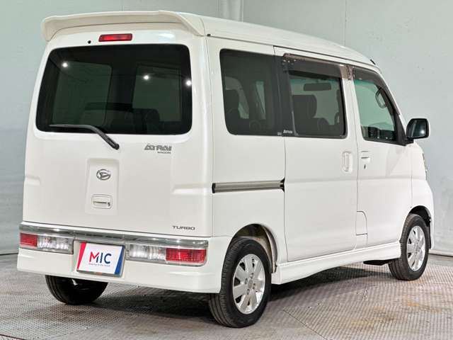 Daihatsu ATRAI WAGON 2011 6297659-4
