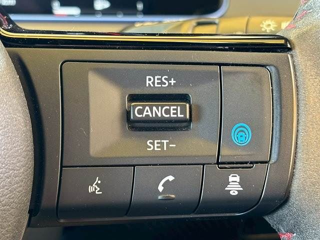 Nissan AURA 2021 6303097-4