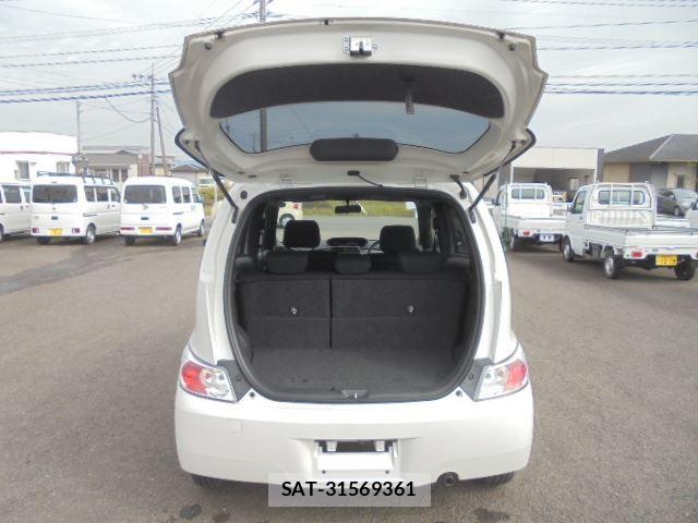 Toyota BB 2014 6285308-6