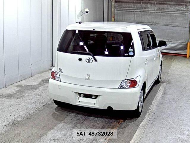 Toyota BB 2010 6285401-1