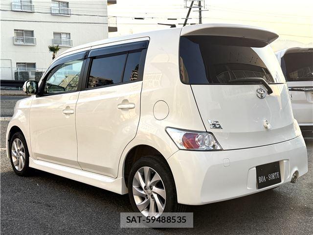 Toyota BB 2009 6285424-10