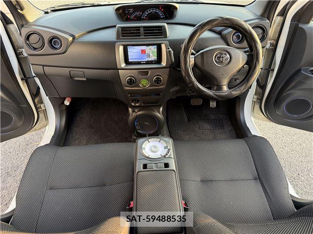 Toyota BB 2009 6285424-2