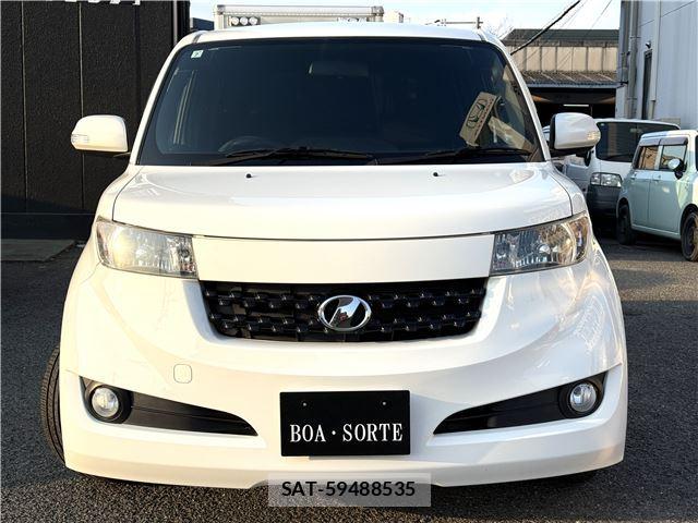Toyota BB 2009 6285424-3