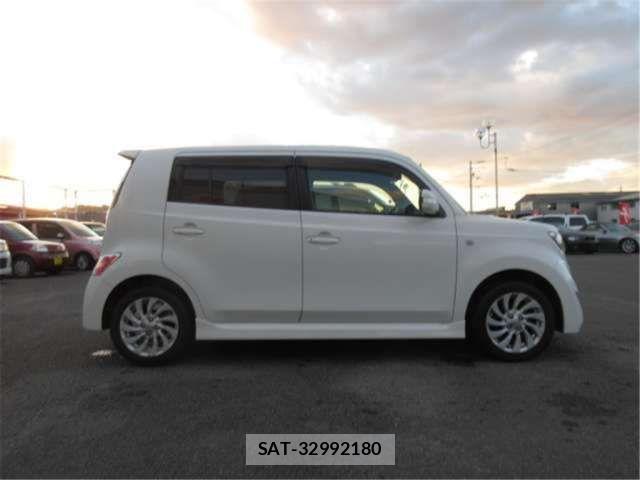 Toyota BB 2006 6285493-3