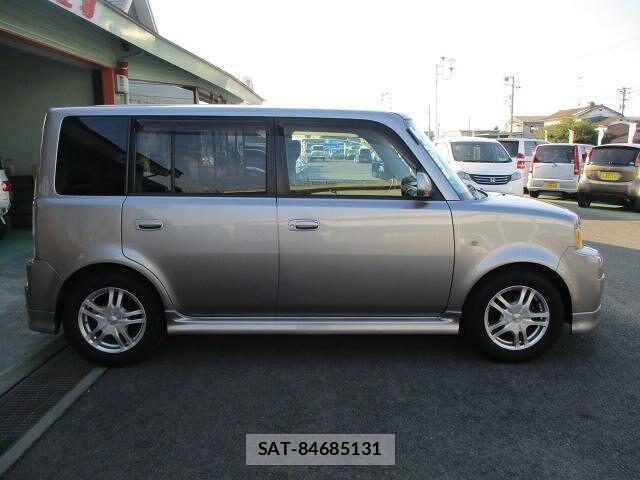 Toyota BB 2005 6285522-4