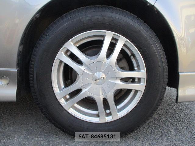 Toyota BB 2005 6285522-9