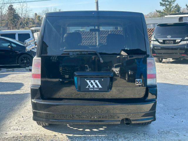 Toyota BB 2005 6285559-1