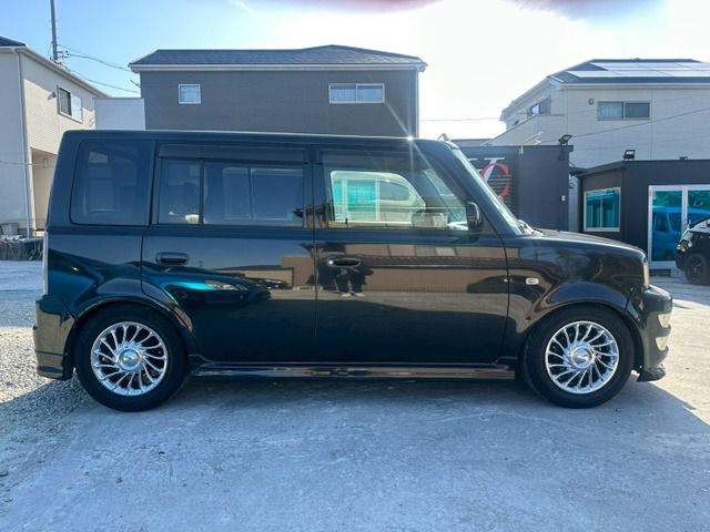 Toyota BB 2005 6285559-7
