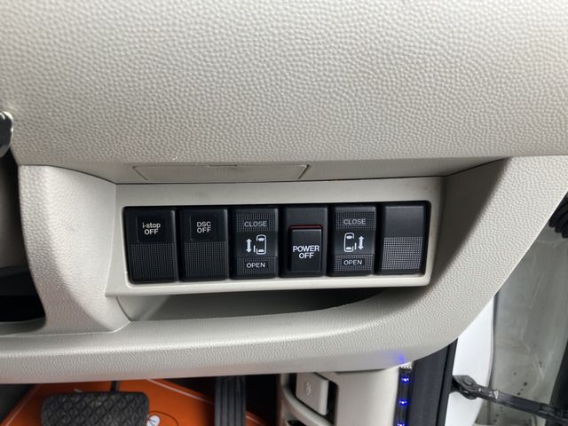 Mazda BIANTE 2012 6300822-6