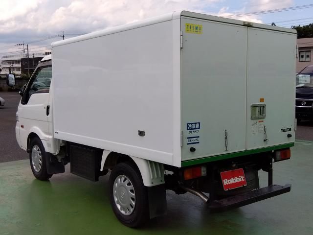 Mazda BONGO TRUCK 2016 6301962-1
