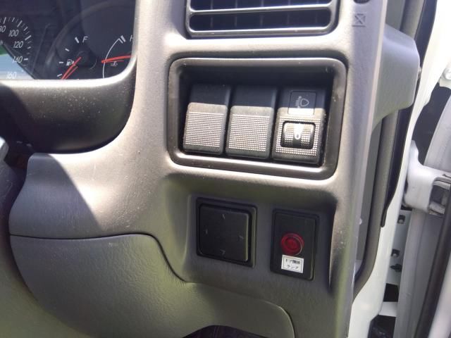 Mazda BONGO VAN 2018 6303344-10