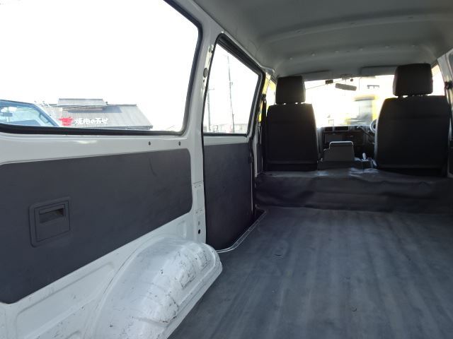 Mazda BONGO VAN 2016 6303546-10