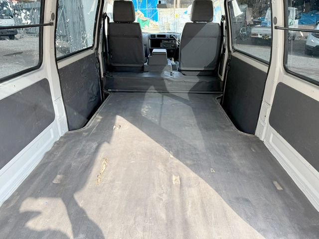 Mazda BONGO VAN 2015 6303587-9