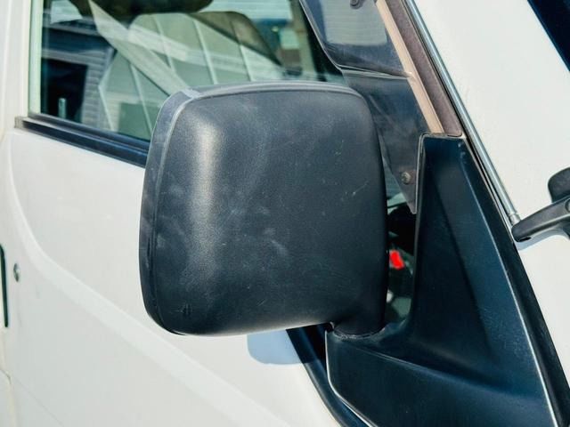 Mazda BONGO VAN 2007 6304046-8