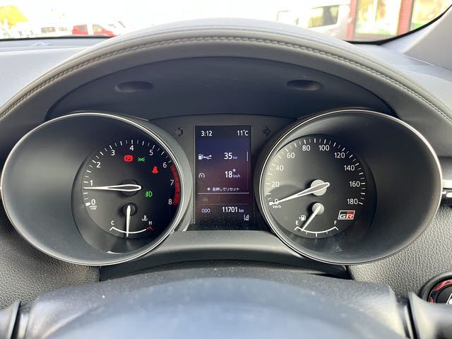 Toyota C-HR 2023 6286092-7