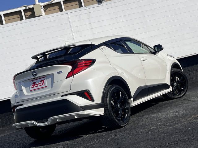 Toyota C-HR 2021 6287108-1