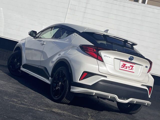 Toyota C-HR 2021 6287108-8