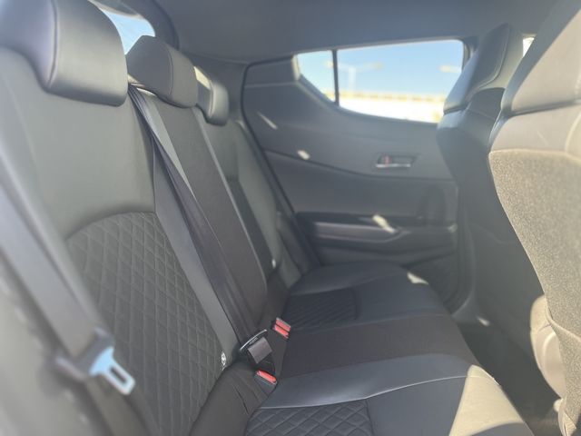 Toyota C-HR 2021 6287108-9
