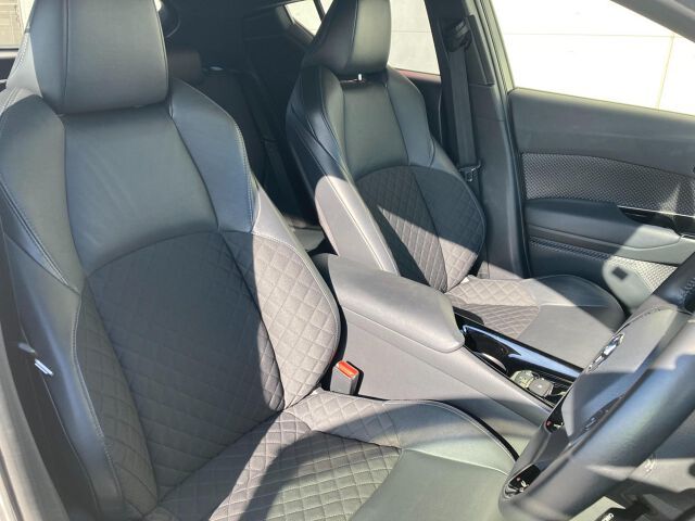Toyota C-HR 2021 6287111-4