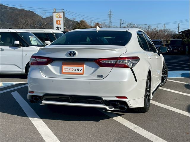 Toyota CAMRY 2020 6298389-1