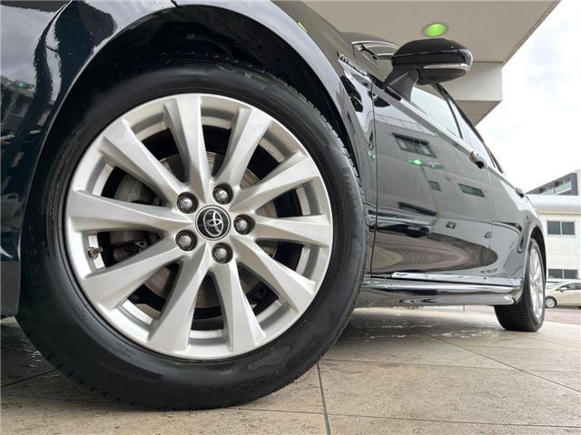 Toyota CAMRY 2018 6299382-5