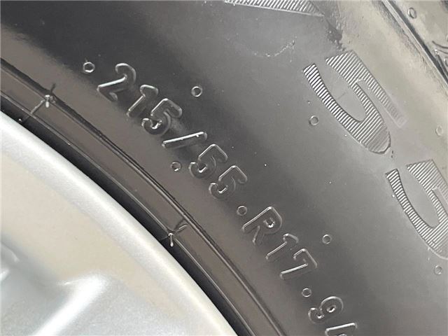 Toyota CAMRY 2018 6299382-9