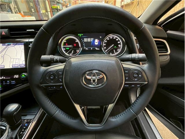 Toyota CAMRY 2018 6299568-10