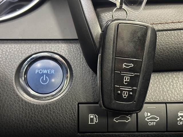 Toyota CAMRY 2017 6300399-10