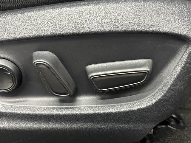 Toyota CAMRY 2017 6300399-9