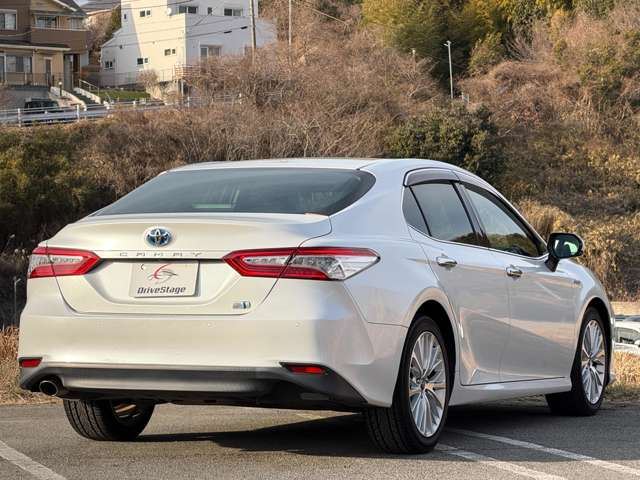 Toyota CAMRY 2017 6300502-1