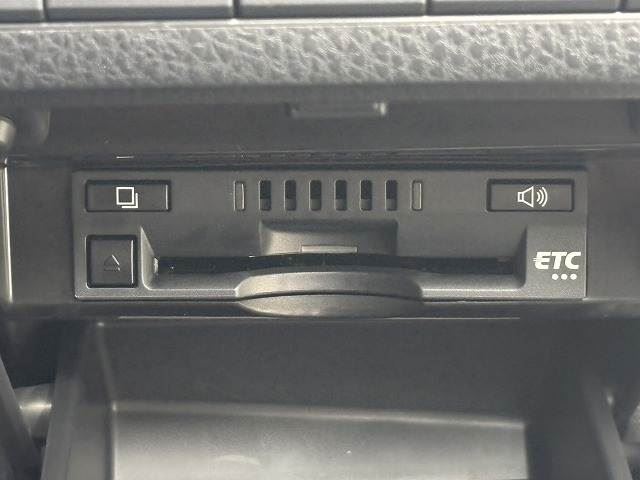 Toyota CAMRY 2017 6300647-9