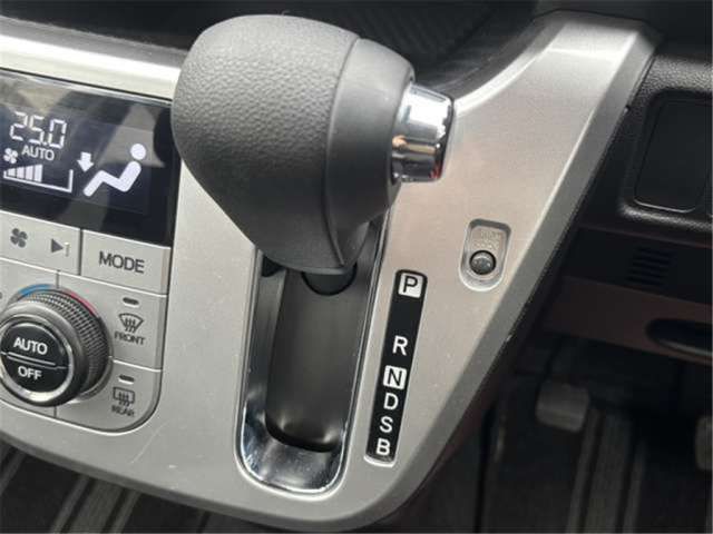 Daihatsu CAST 2018 6301457-10
