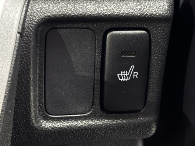 Daihatsu CAST 2015 6307655-8