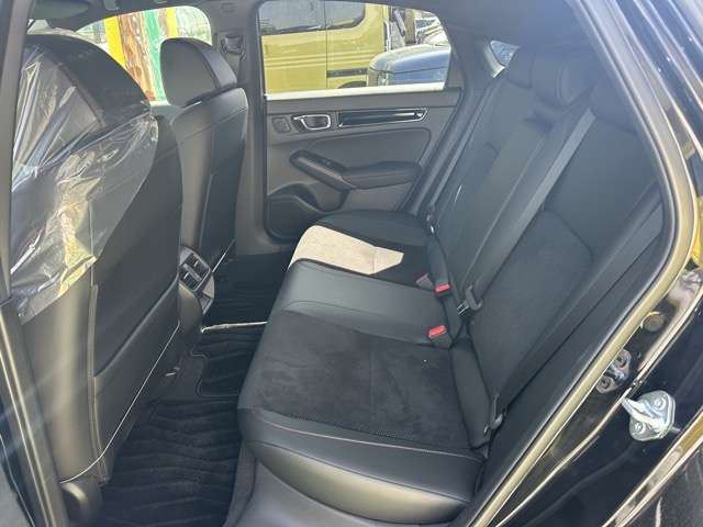 Honda CIVIC 2024 6301449-3