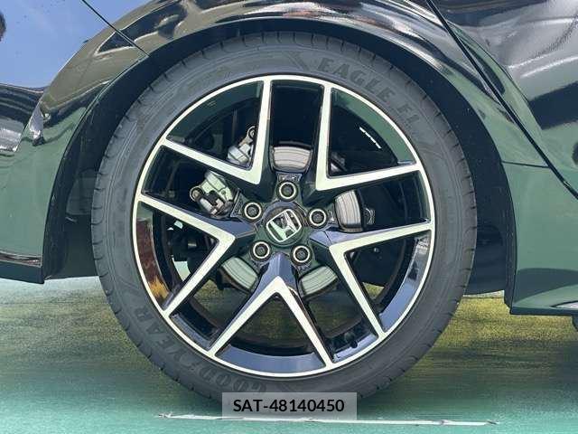 Honda CIVIC 2023 6302523-10