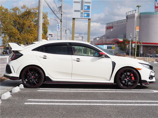 Honda CIVIC 2018 6308066-7