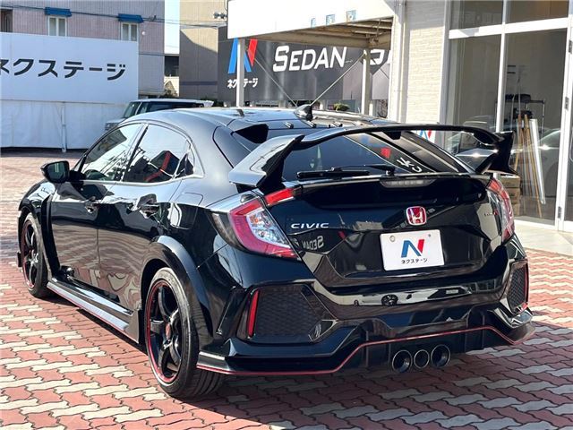 Honda CIVIC 2018 6308224-9